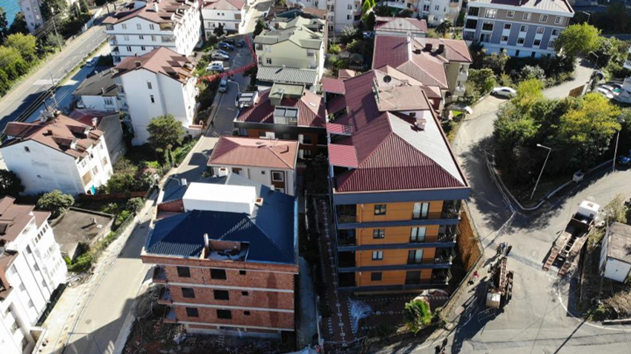 Ordu'da inşaat kazısı 2 binayı kullanılamaz hale getirdi