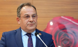 Mustafa Bak: "Bir yağmurda Trabzon'un felç olmasının sorumlusu, Büyükşehir Belediyesidir"