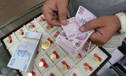 Piyasalar savaş kokusu aldı: Dolar, altın ve petrol zirvede