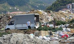 Giresun’un plajı çöp dağına döndü!