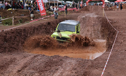 Artvin'in Kafkasör Yaylası'nda nefes kesen off-road heyecanı