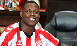 Sivasspor’da skandal :Oyuncu eşyalarını toplayıp kayboldu