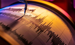 Balıkesir'de deprem oldu! Sındırgı depremi büyüklüğünü AFAD duyurdu