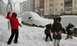 Gümüşhane’de okullar kar nedeniyle tatil edildi