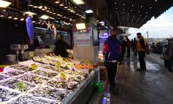Hamsi bu defa şaşırttı: Tezgahlar yeniden şenlendi