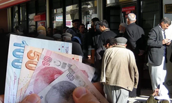 Emeklilerin zamsız bayram ikramiyeleri ve maaşları için ödemeler başlıyor