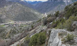 Gümüşhane’de doğa harikası: 15 gün akıp kaybolan gizemli sular