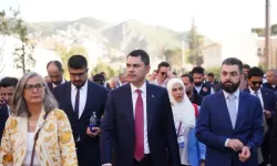 Murat Kurum Hatay'dan paylaştı: Birileri hükümet enkazın altında kalır diye bekledi