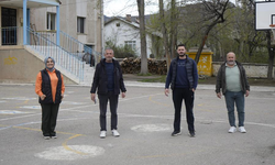 Gümüşhane'de ayılar yaylalardan sonra köyleri mesken edindi