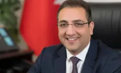 İzmir'in Balçova Belediye Başkanı Onur Yiğit görevden uzaklaştırıldı