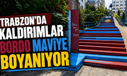 Trabzon'da kaldırımlar bordo maviye boyanıyor