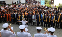 Avrasya Üniversitesi'nde yeni akademik yıl törenle başladı