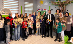 Çilekli Düşler Köyü Minik Misafirlerini Ağırlamaya Devam Ediyor