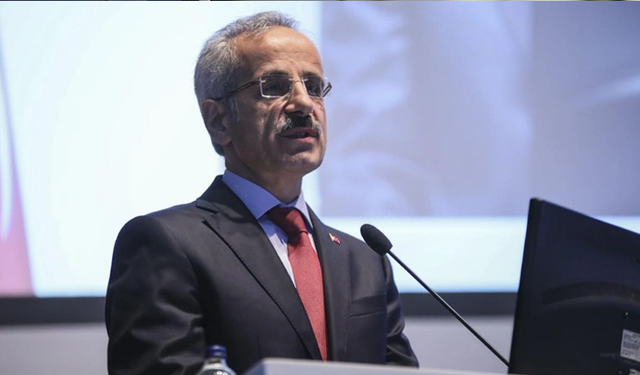 Bakan Uraloğlu açıkladı: Suriye'ye internet desteği sağlanacak