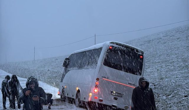 "Trabzonspor Sevdası Yolda Bitti: Erzurum'da Donma Tehlikesi Atlattık!