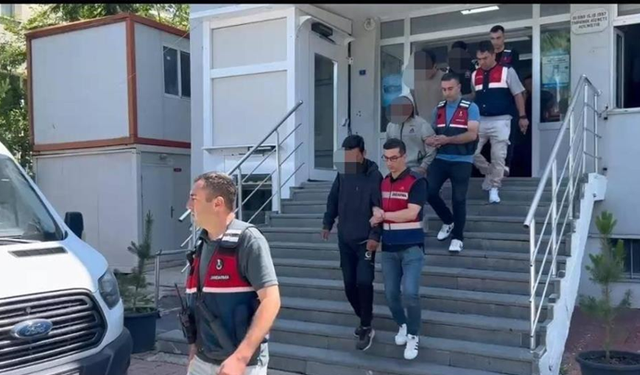 Artvin'de göçmen kaçakçılığı operasyonu: 4 Afgan yakalandı