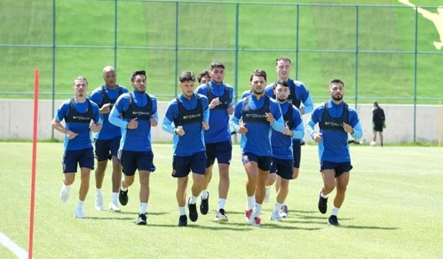 Rizespor'da transfer raporu; 8 ayrılık, 6 transfer