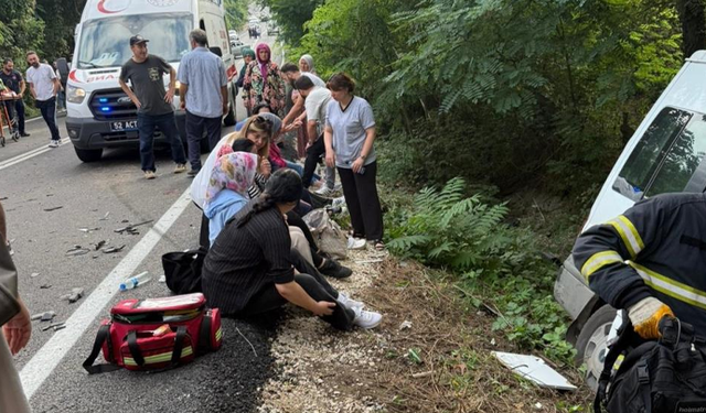 Ordu’daki servis minibüsü kazasında yaralı sayısı 16’ya yükseldi