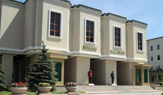 27 mülki idare amiri birinci sınıfa yükseltildi... Terfiler 'Resmi'leşti