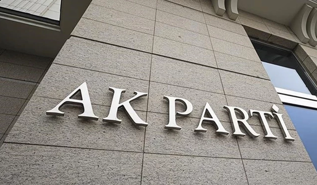 Bir belediye başkanı daha AK Parti'ye geçiyor!