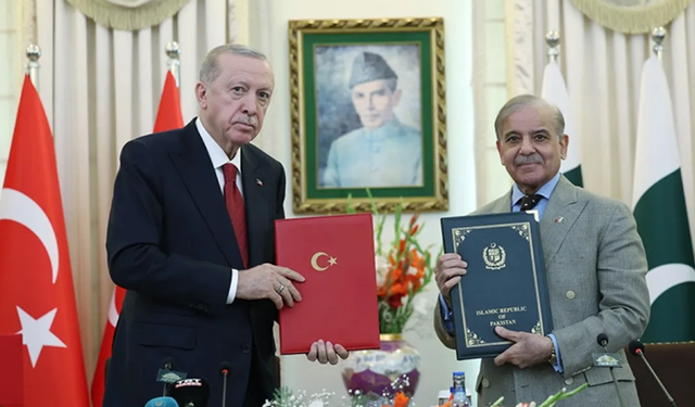 Türkiye ile Pakistan petrol ve gaz anlaşması imzaladı