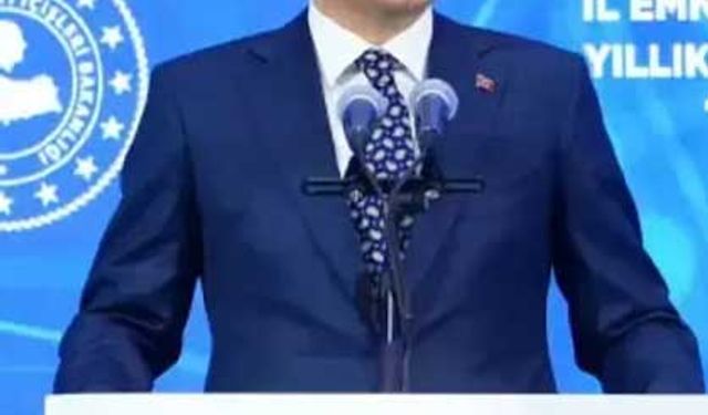 Bakan Ali Yerlikaya duyurdu: 6. kez kırmızı ışık ihlalinde ehliyet iptal edilecek