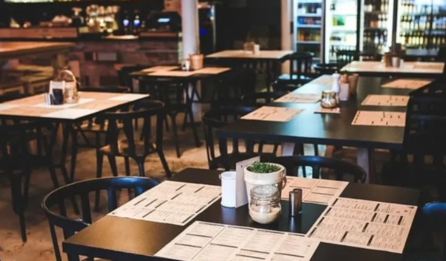 Kafe ve restoranlarda masa ve servis ücretleri kaldırıldı