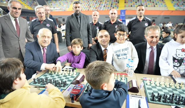 24 Şubat Kurtuluş kupası satranç turnuvası başladı