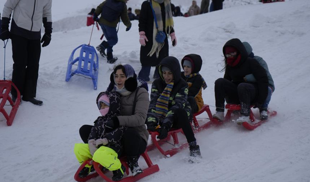 Zigana Dağı sömestir tatili boyunca 80 bin ziyaretçiyi ağırladı