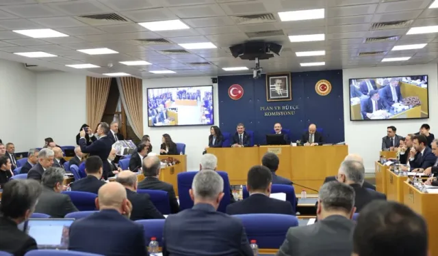 Bedelli askerlik zammı, deprem konutlarına indirim... Torba kanun komisyondan geçti!