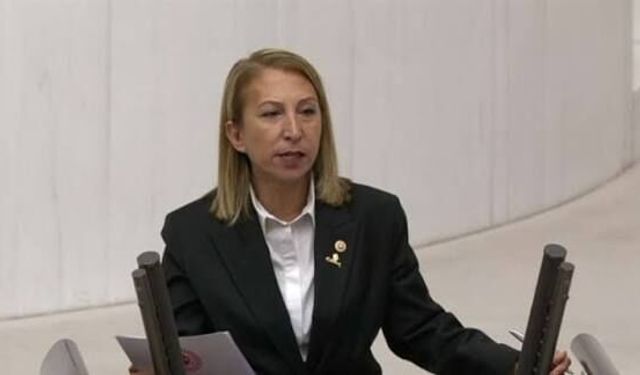 CHP'li Süreyya Öneş Derici'den okullardaki Ramazan etkinliklerine tepki