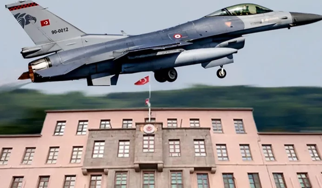 Türkiye, KKTC'ye F-16 göndermeyi değerlendiriyor