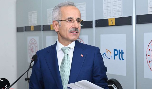 Bakan Uraloğlu açıkladı: Resmî belgeler dünyaya dijital ortamda ulaşıyor