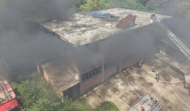 Trabzon'da çay fabrikasında yangın tatbikatı
