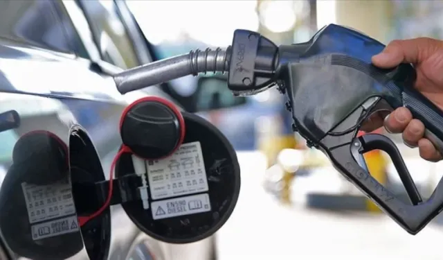 Benzin ve motorine indirim geldi