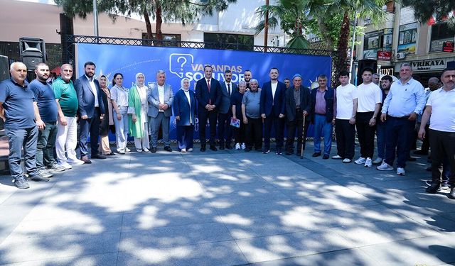 “Akçaabat’ı Birlikte Yönetiyoruz” Başkan Osman Nuri Ekim vatandaşların sorularını yanıtladı