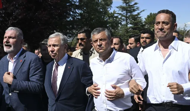 CHP'de grup toplantısı gerilimi! Mansur Yavaş'tan Kemal Kılıçdaroğlu'na çağrı