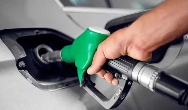 Akaryakıtta yeni zirve: Motorin fiyatı 84 TL sınırında
