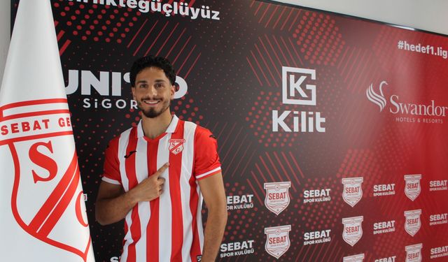 Sebatspor'dan Genç Takviye! Eren Karaağaç Resmen İmzayı Attı