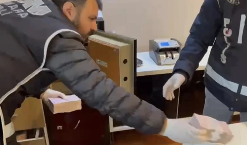 İBB'ye yönelik ikinci dalga operasyonu: 18 kişi tutuklandı