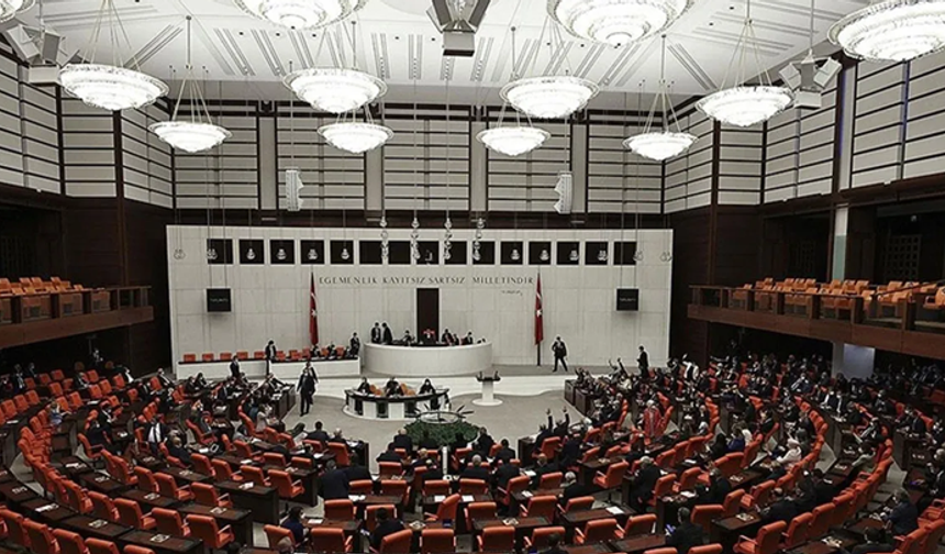 Siyasi partilerin bayramlaşma programı belli oldu