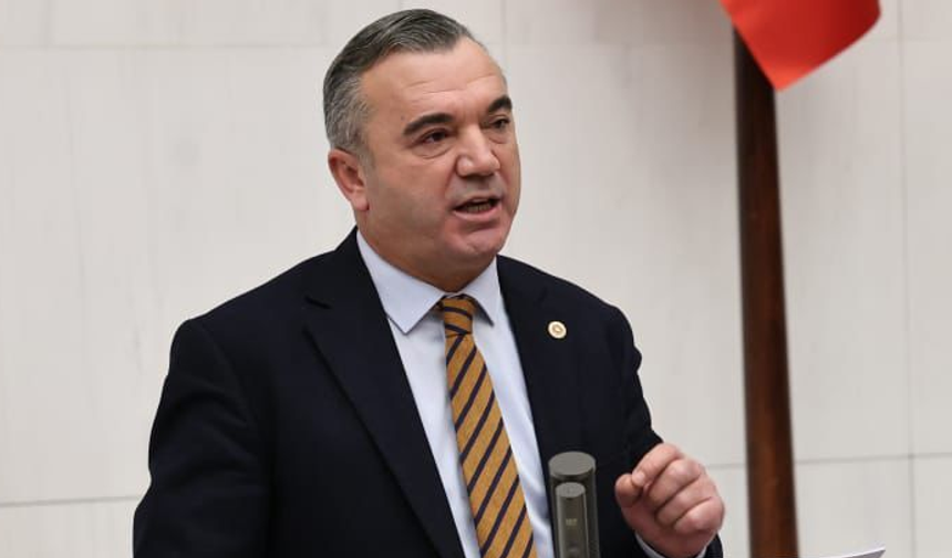 Yavuz Aydın’dan Akçaabat çıkışı: “Bu tabloyu mu layık gördünüz?”