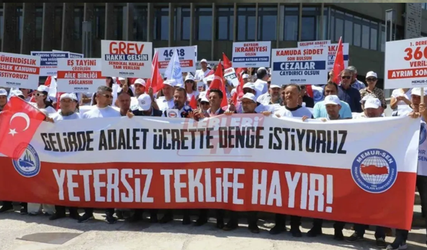 Memurlar zam teklifini beğenmedi: İş bırakma eylemine gittiler