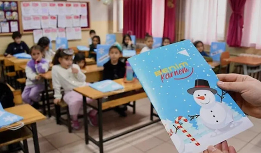 Milyonlarca öğrenciye 15 tatil müjdesi geldi!