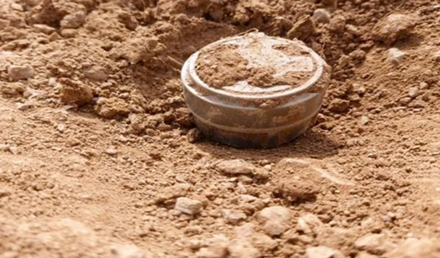 Terör örgütü YPG Halep kırsalında mayın tuzakladı 5 sivil öldü