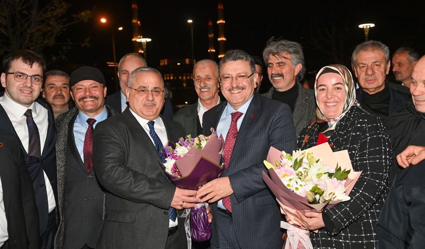 Başkan Genç muhtarlara seslendi:  "Siyasi ayrım yapmadan hizmet yapacağız"