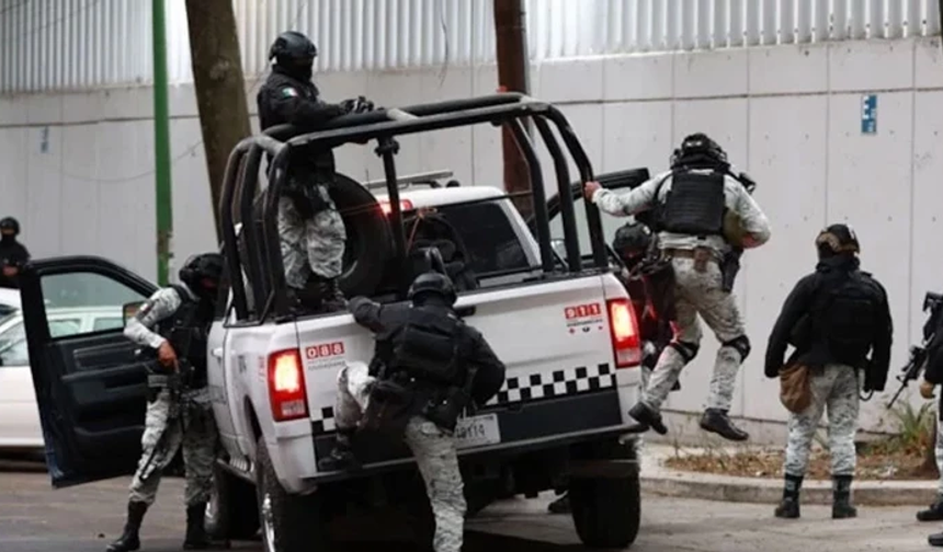 Meksika'da kartelin ölümü sonrası çıkan olaylarda 55 kişi öldü