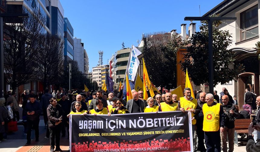 Trabzon'da okullardaki şiddete karşı ‘yaşam nöbeti’ çağrısı...