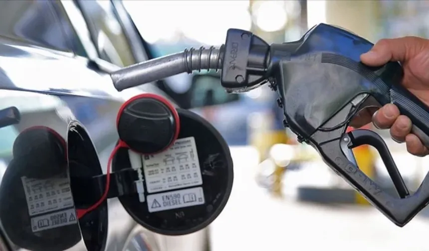 Motorine 1,10 lira zam: Pompa fiyatlarına yansıdı