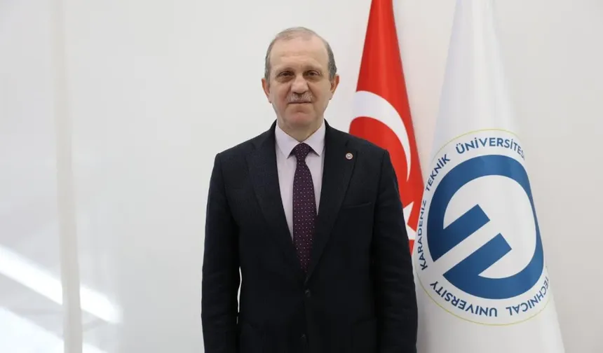Rektör Çuvalcı'dan 29 Ekim Cumhuriyet Bayramı mesajı